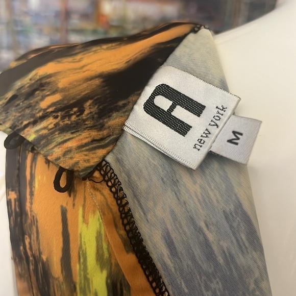 HIGH NECK SLEEVELESS TOP - Picture 6 of 7